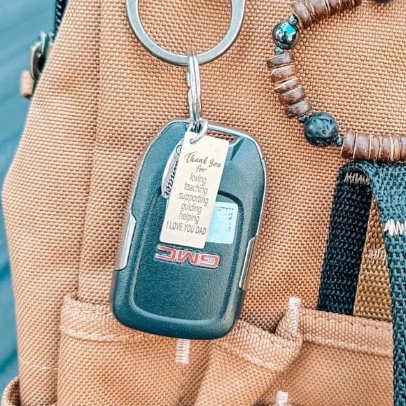 NEW Fathers Day Keychain - Picture 2 of 4